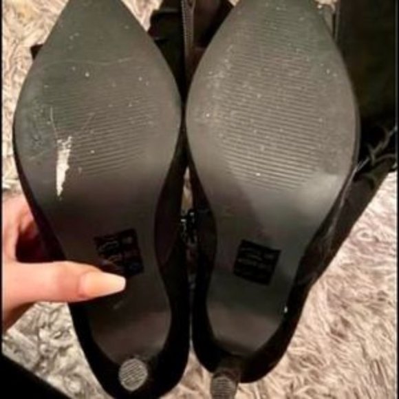 Suede heels size 6 - Picture 2 of 2